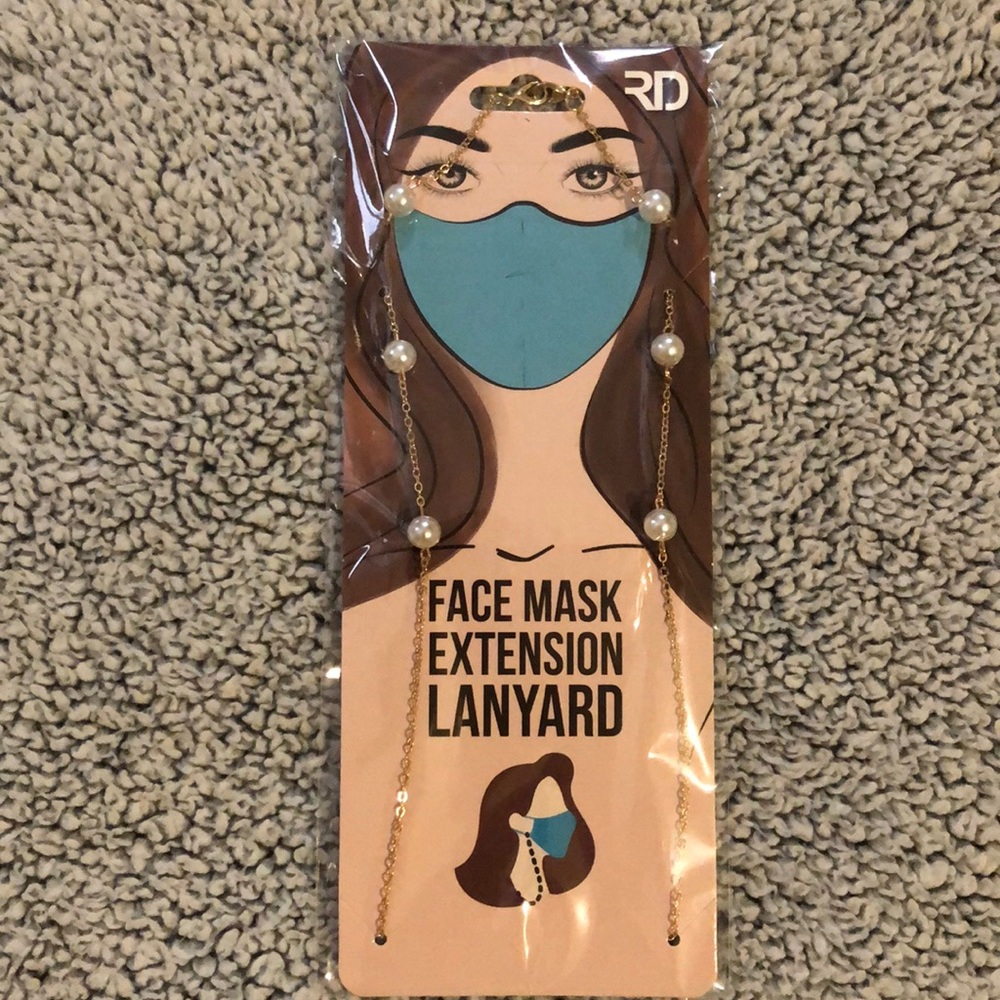 Faux Pearl Bead w/ Gold Chain Face Mask Accessory